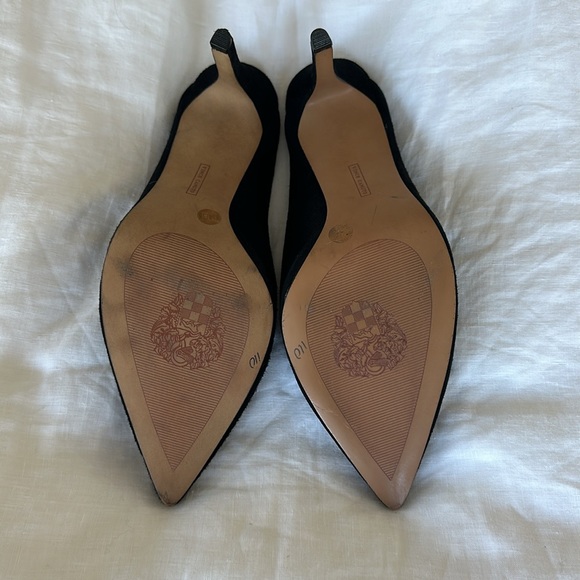 Vince Camuto black suede, kitten heel - Picture 4 of 7